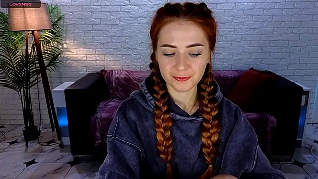 Adelyna Bird online show from February 2025 07:40:01 AM