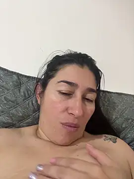 Snapshot of andreaisis2 chatting on March 2026 05:08:02 PM andreaisis2 online show from March 2026 05:08:02 PM