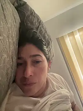 Snapshot of andreaisis2 chatting on April 2026 03:40:02 PM andreaisis2 online show from April 2026 03:40:02 PM