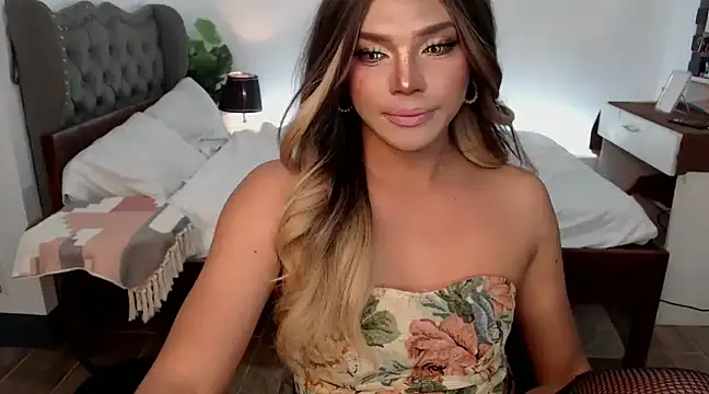 liaa lurrecams online show from January 2025 01:49:01 PM