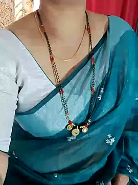 Snapshot of Indian_desi_wife chatting on December 2024 03:32:01 AM Indian desi wife online show from December 2024 03:32:01 AM