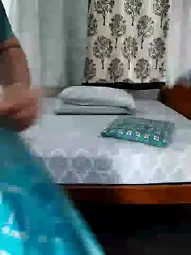 Snapshot of Indian_desi_wife chatting on December 2024 05:22:01 PM Indian desi wife online show from December 2024 05:22:01 PM