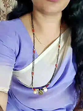Snapshot of Indian_desi_wife chatting on December 2024 02:30:01 AM Indian desi wife online show from December 2024 02:30:01 AM