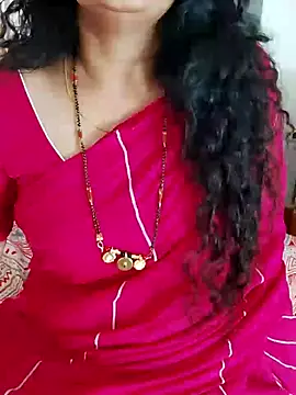 Snapshot of Indian_desi_wife chatting on December 2024 08:32:02 AM Indian desi wife online show from December 2024 08:32:02 AM