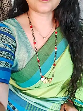 Snapshot of Indian_desi_wife chatting on February 2025 07:42:02 PM Indian desi wife online show from February 2025 07:42:02 PM