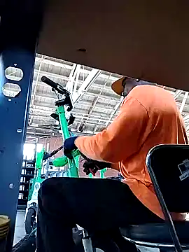 Snapshot of Daddy_hook chatting on December 2024 09:57:01 PM Daddy hook online show from December 2024 09:57:01 PM