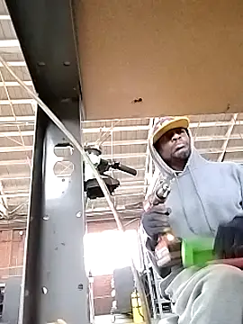 Snapshot of Daddy_hook chatting on December 2024 09:58:02 PM Daddy hook online show from December 2024 09:58:02 PM