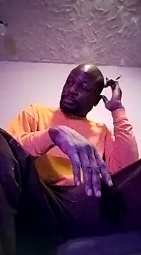 Snapshot of Daddy_hook chatting on December 2024 01:07:01 AM Daddy hook online show from December 2024 01:07:01 AM