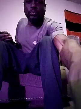 Snapshot of Daddy_hook chatting on January 2025 05:00:02 AM Daddy hook online show from January 2025 05:00:02 AM