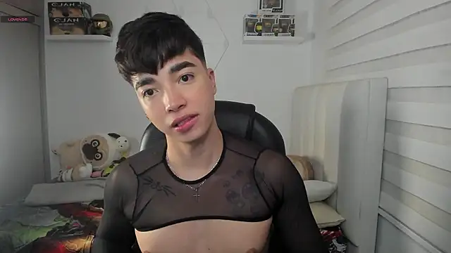 santy7v7 online show from March 2026 01:25:01 PM