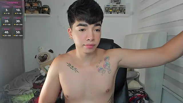 santy7v7 online show from April 2026 01:32:02 PM