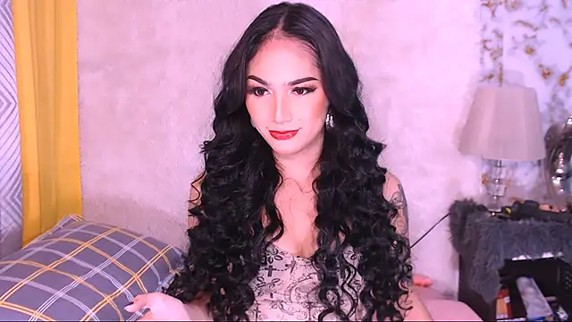 Snapshot of Oriental_Tiara chatting on February 2025 05:58:01 AM Oriental Tiara online show from February 2025 05:58:01 AM