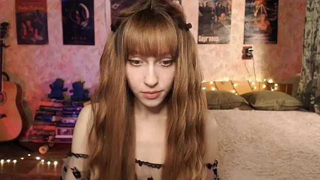 Friendly Ellie online show from December 2024 12:16:01 AM