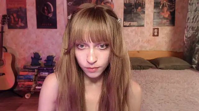 Snapshot of Friendly_Ellie chatting on July 2026 02:21:02 PM Friendly Ellie online show from July 2026 02:21:02 PM