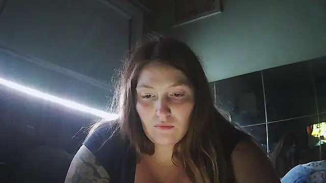 Snapshot of Angelk43 chatting on July 2026 03:48:02 AM Angelk43 online show from July 2026 03:48:02 AM