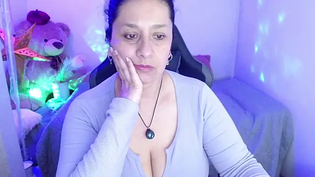 camilalatti online show from March 2026 12:49:01 AM