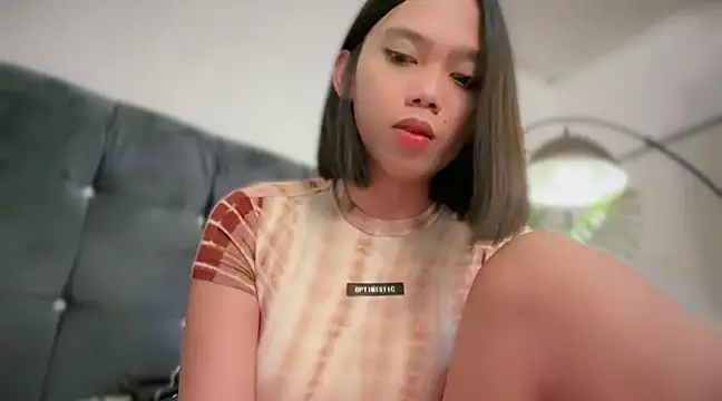 GenesisCastillano online show from February 2025 03:30:01 PM