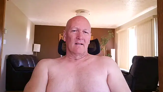 Snapshot of BasicAnt chatting on May 2026 02:33:02 PM BasicAnt online show from May 2026 02:33:02 PM
