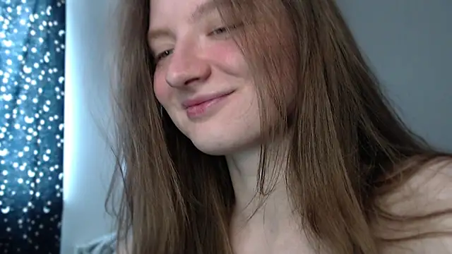 mollytuck online show from March 2025 09:31:02 AM