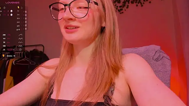 mollytuck online show from October 2025 03:14:02 PM