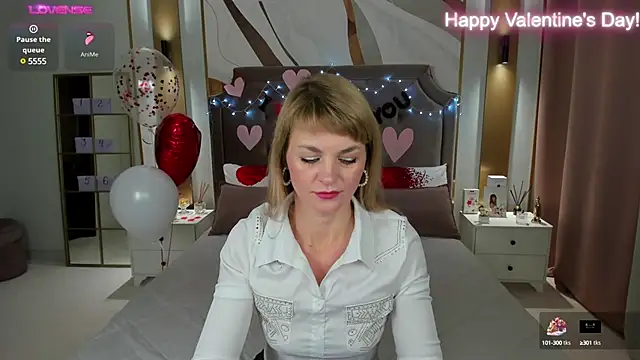 annasimonsj online show from February 2025 12:30:01 AM