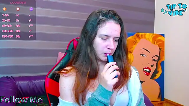 iris nikhols online show from October 2025 11:49:02 PM