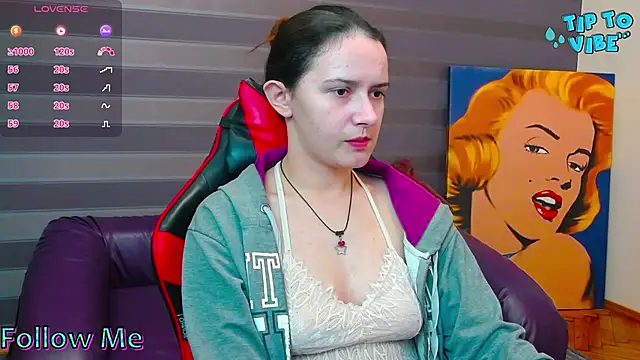 iris nikhols online show from November 2025 10:32:01 PM