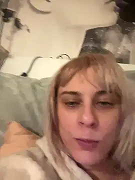 MarikaWild93 online show from December 2024 10:19:01 PM