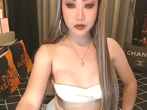 JustForCassie online show from May 2026 03:22:02 AM