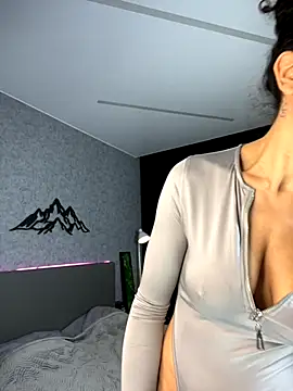  CurlySue  online show from September 2025 05:23:01 AM