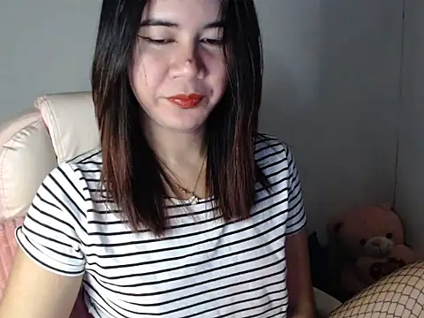 TransPetite1 online show from September 2025 03:17:01 AM