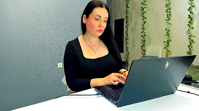 WorshipLilit online show from April 2026 07:33:02 PM