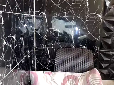 MissKeanna online show from December 2024 10:05:01 PM