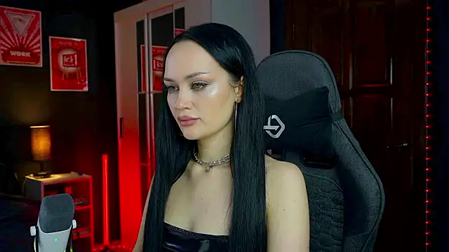 QueenAliss online show from February 2026 06:35:01 AM