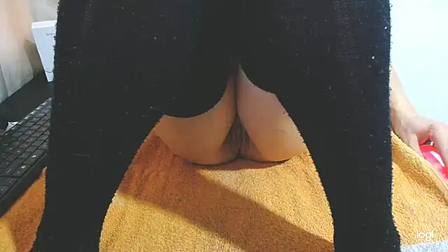 Snapshot of klylls_squirt_ chatting on January 2025 07:07:01 PM klylls squirt online show from January 2025 07:07:01 PM