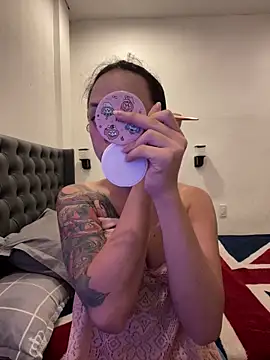 SweetCheska19 online show from April 2026 04:56:01 AM