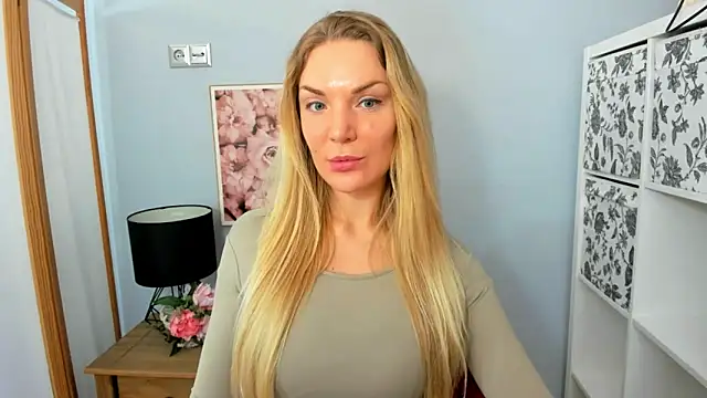 AulloraHoney online show from February 2025 06:43:01 AM