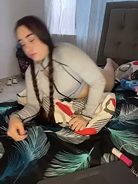 Elena222  online show from November 2025 10:32:01 PM