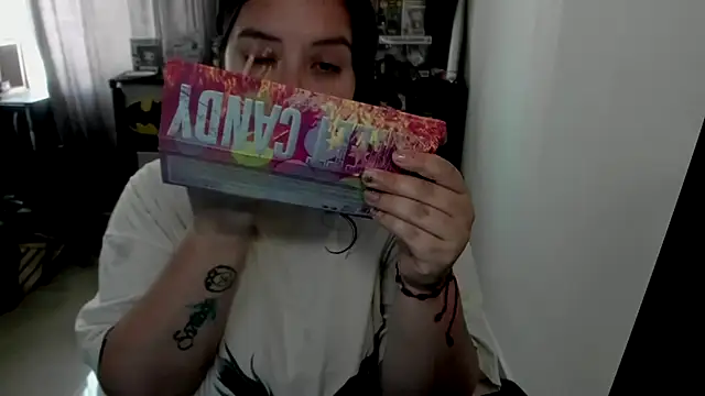 aika-dreams online show from April 2026 01:50:02 PM