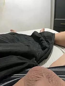 dustbor online show from March 2025 05:15:01 PM