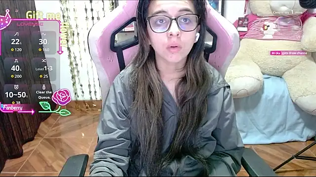 Maggie Fox3 online show from October 2025 11:48:02 PM