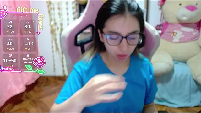 Maggie Fox3 online show from October 2025 12:51:02 AM