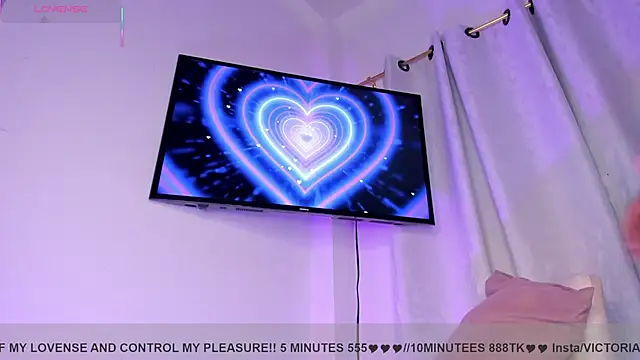 VictoriaVX online show from September 2025 01:06:01 AM