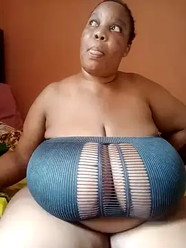 Snapshot of Lovelyboobs01 chatting on January 2025 02:15:01 PM Lovelyboobs01 online show from January 2025 02:15:01 PM