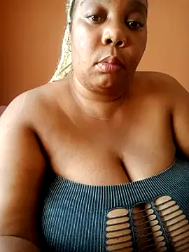 Snapshot of Lovelyboobs01 chatting on January 2025 12:06:02 PM Lovelyboobs01 online show from January 2025 12:06:02 PM