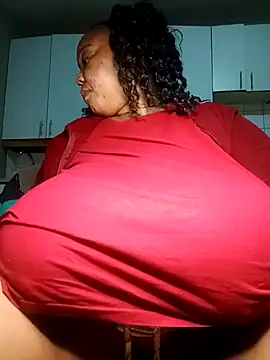 Snapshot of Lovelyboobs01 chatting on March 2025 09:37:01 PM Lovelyboobs01 online show from March 2025 09:37:01 PM