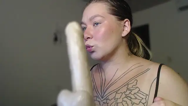 Enotika online show from December 2025 11:31:01 PM