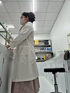 HinaLovely online show from March 2026 03:32:02 AM