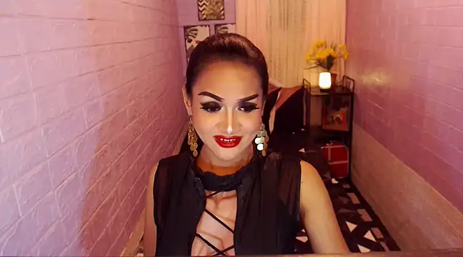 Alwinafox online show from March 2025 07:48:01 PM