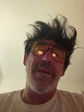 Snapshot of maxximere chatting on February 2026 10:11:02 PM maxximere online show from February 2026 10:11:02 PM